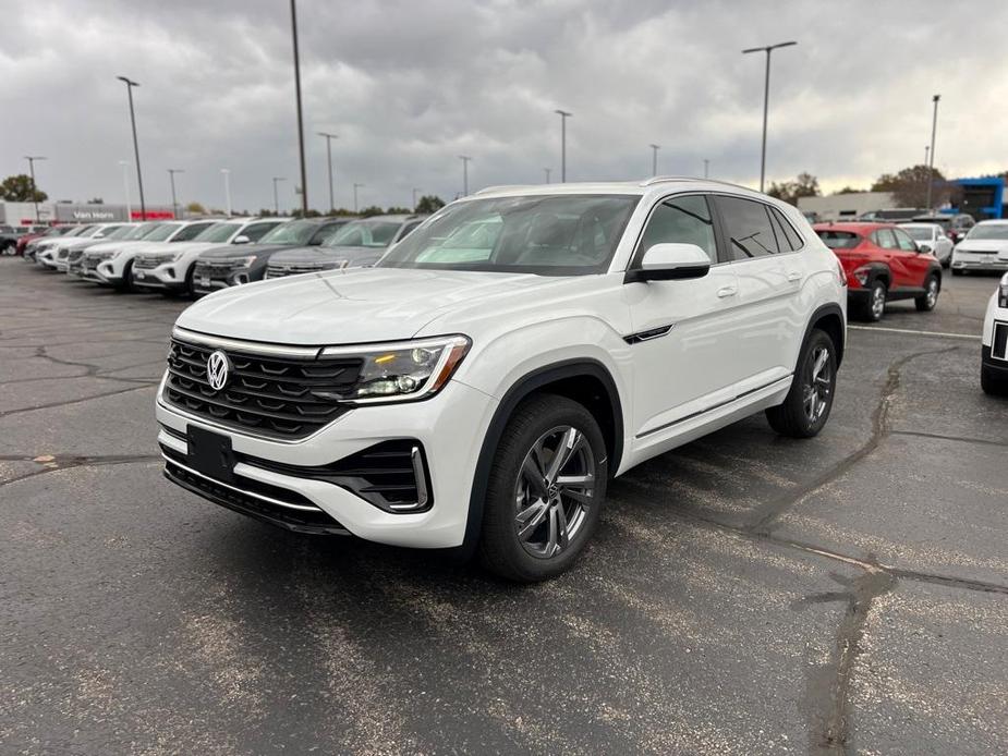 new 2024 Volkswagen Atlas Cross Sport car, priced at $47,361