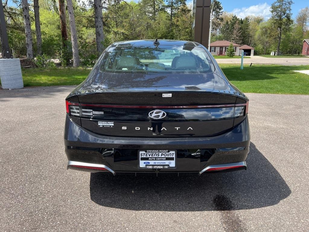 new 2024 Hyundai Sonata car, priced at $27,890