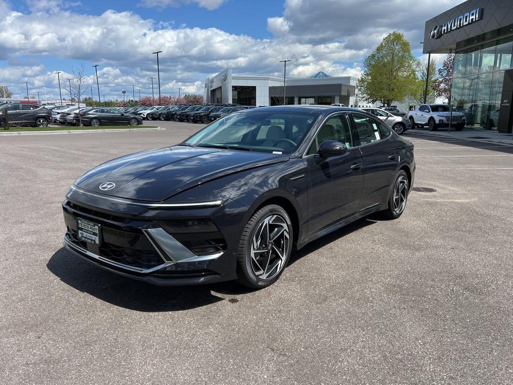 new 2024 Hyundai Sonata car, priced at $27,890