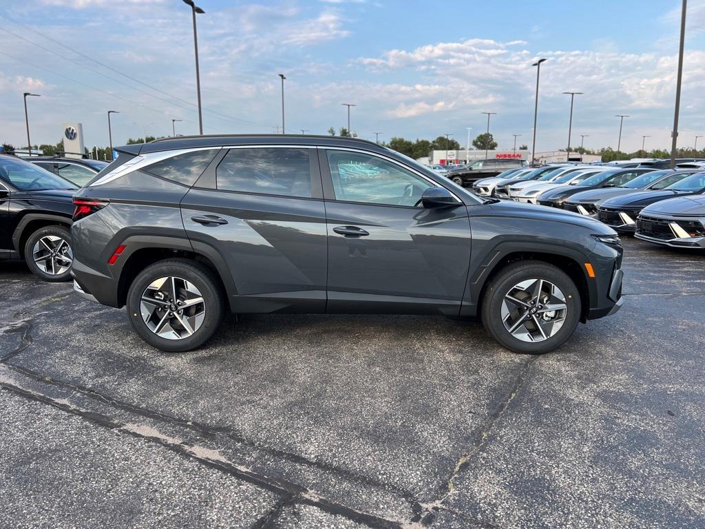 new 2025 Hyundai Tucson car, priced at $33,125