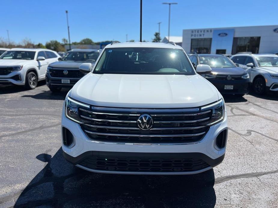 new 2024 Volkswagen Atlas car, priced at $42,088