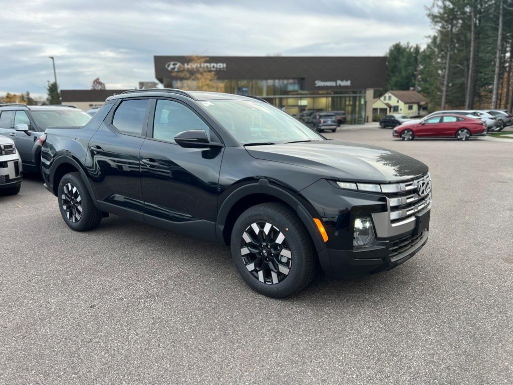 new 2025 Hyundai Santa Cruz car, priced at $31,581