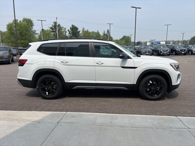 new 2024 Volkswagen Atlas car, priced at $42,998