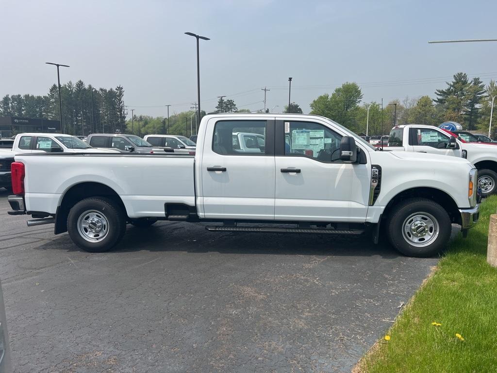 new 2023 Ford F-250 car, priced at $49,945