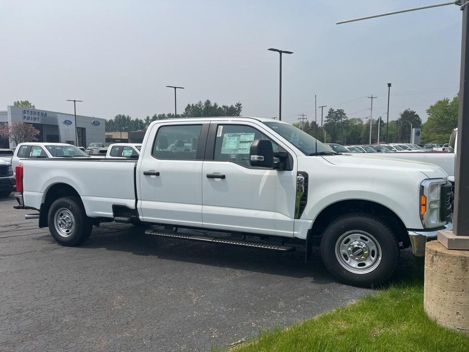 new 2023 Ford F-250 car, priced at $49,945