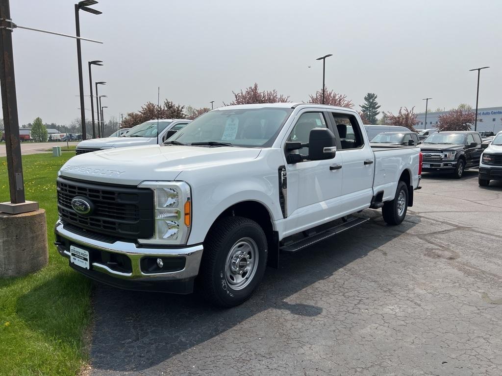 new 2023 Ford F-250 car, priced at $49,945