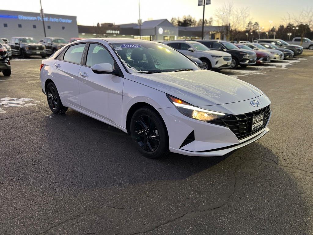 new 2023 Hyundai Elantra HEV car, priced at $23,815