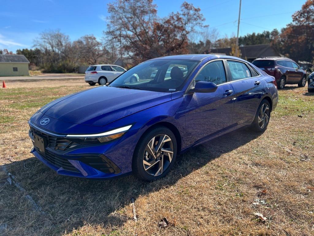 new 2025 Hyundai Elantra car, priced at $25,431