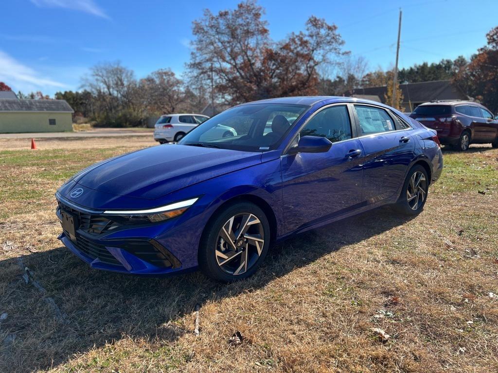 new 2025 Hyundai Elantra car, priced at $25,431