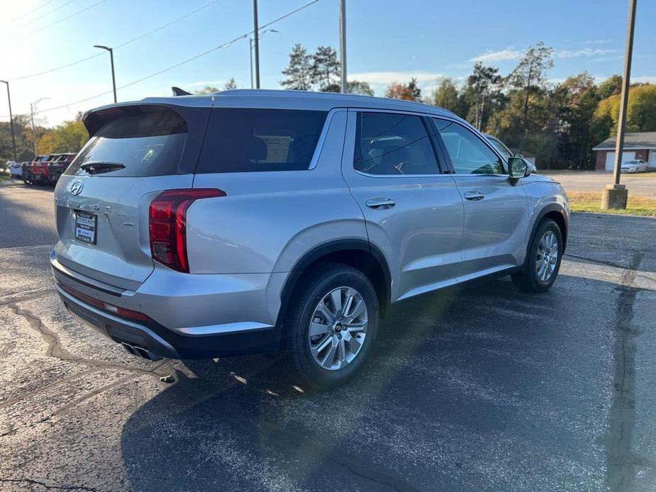 new 2025 Hyundai Palisade car, priced at $41,879