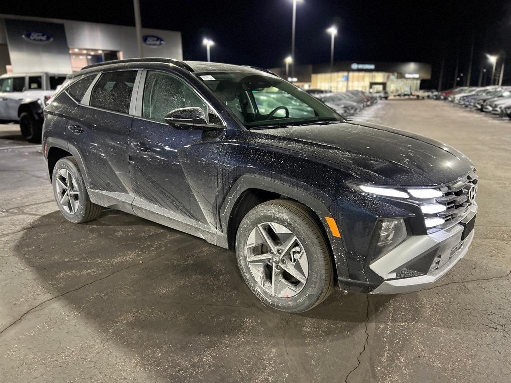 new 2025 Hyundai Tucson Hybrid car, priced at $36,935