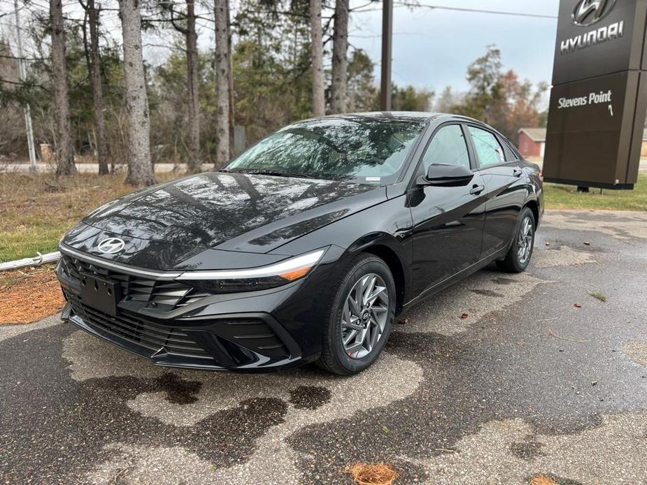 new 2025 Hyundai Elantra HEV car, priced at $24,808