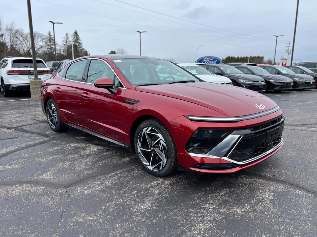 new 2024 Hyundai Sonata car, priced at $28,992