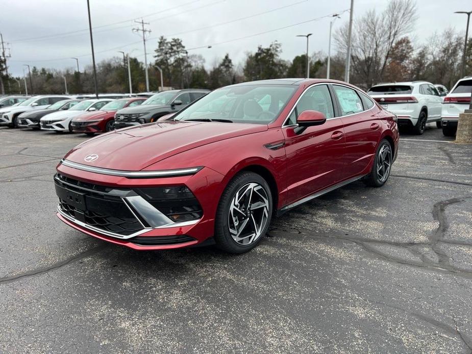 new 2024 Hyundai Sonata car, priced at $28,992