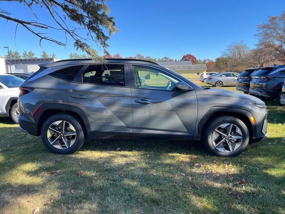 new 2025 Hyundai Tucson car, priced at $30,504