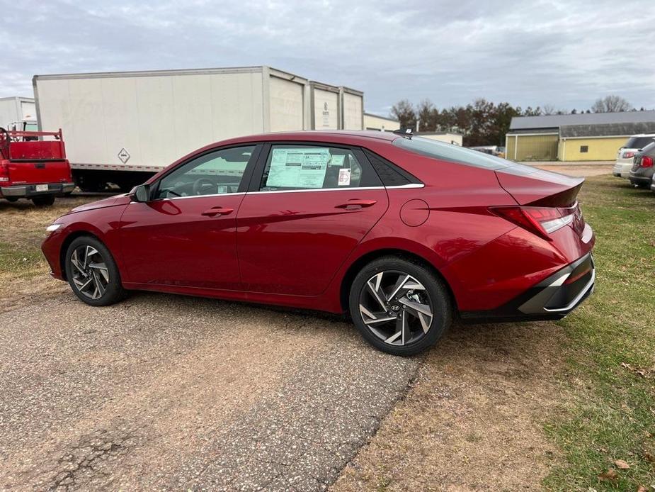 new 2025 Hyundai Elantra car, priced at $28,053