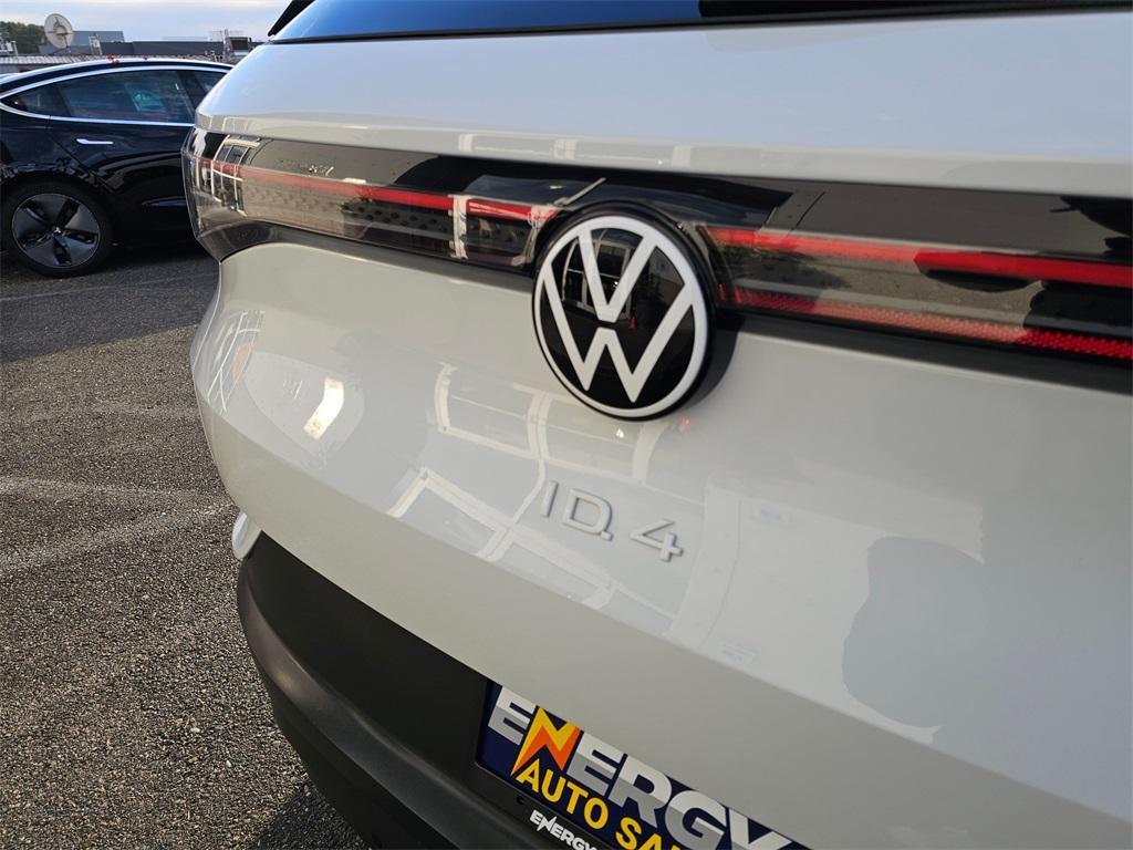 used 2022 Volkswagen ID.4 car, priced at $18,980