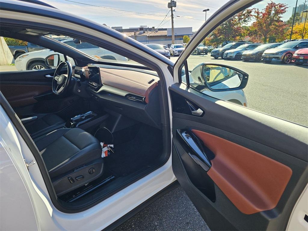 used 2022 Volkswagen ID.4 car, priced at $19,980