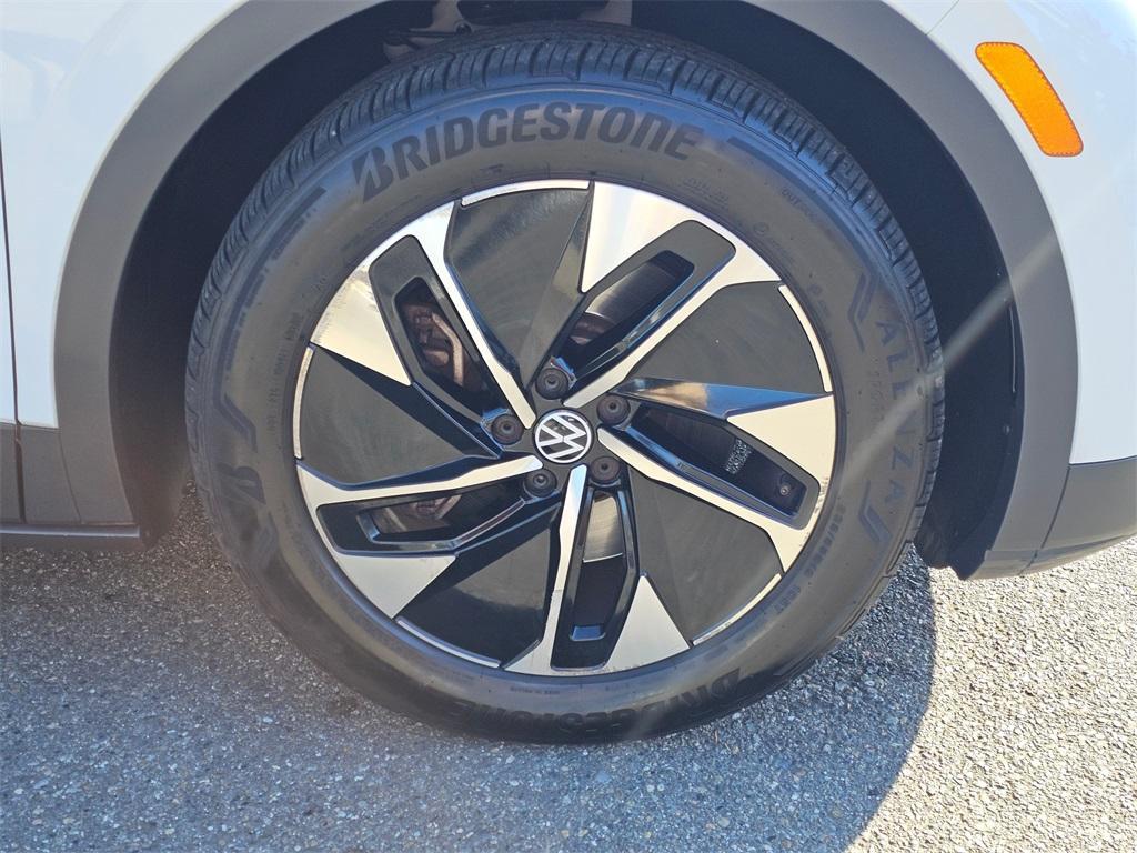 used 2022 Volkswagen ID.4 car, priced at $19,980