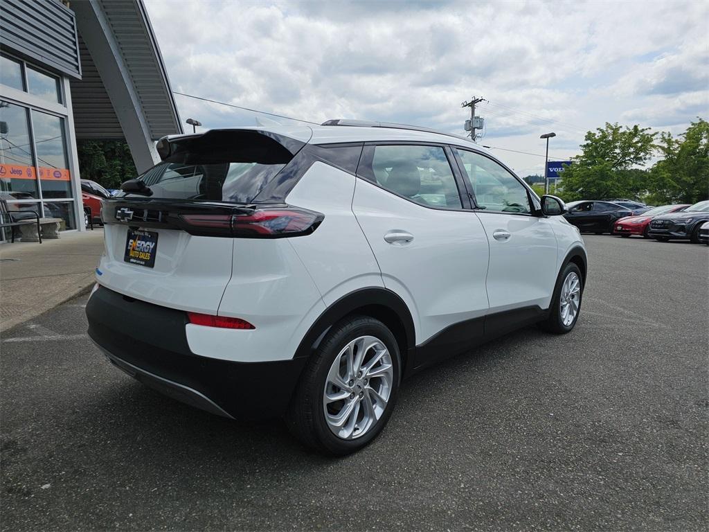 used 2022 Chevrolet Bolt EUV car, priced at $17,980