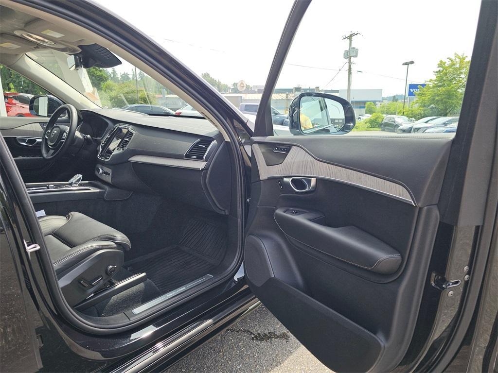 used 2024 Volvo XC90 Recharge Plug-In Hybrid car, priced at $47,980