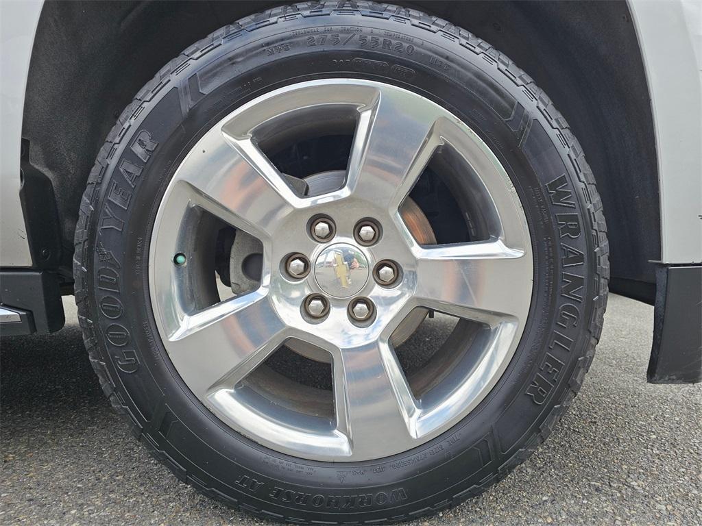 used 2017 Chevrolet Suburban car, priced at $23,980