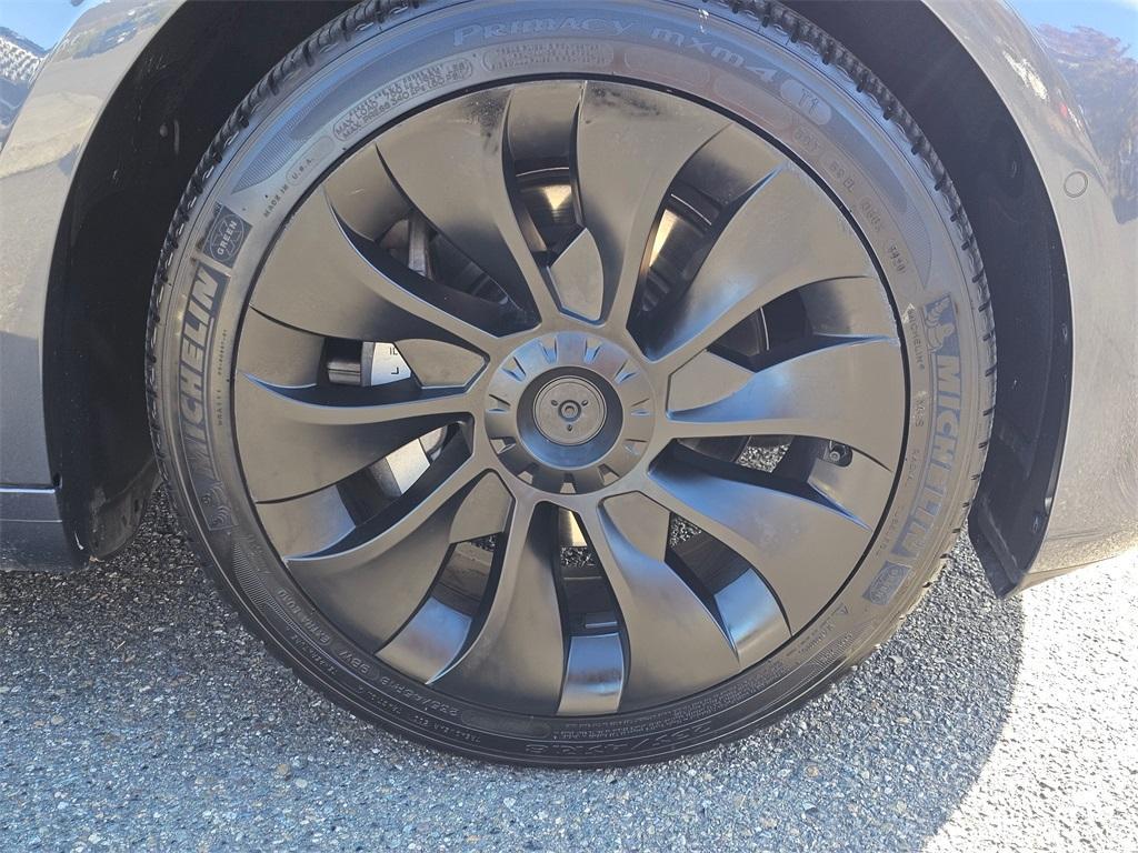 used 2021 Tesla Model 3 car, priced at $22,880