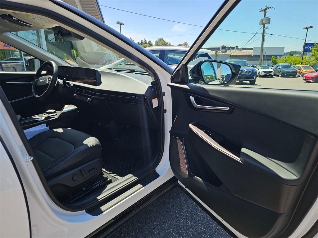 used 2023 Kia EV6 car, priced at $28,980
