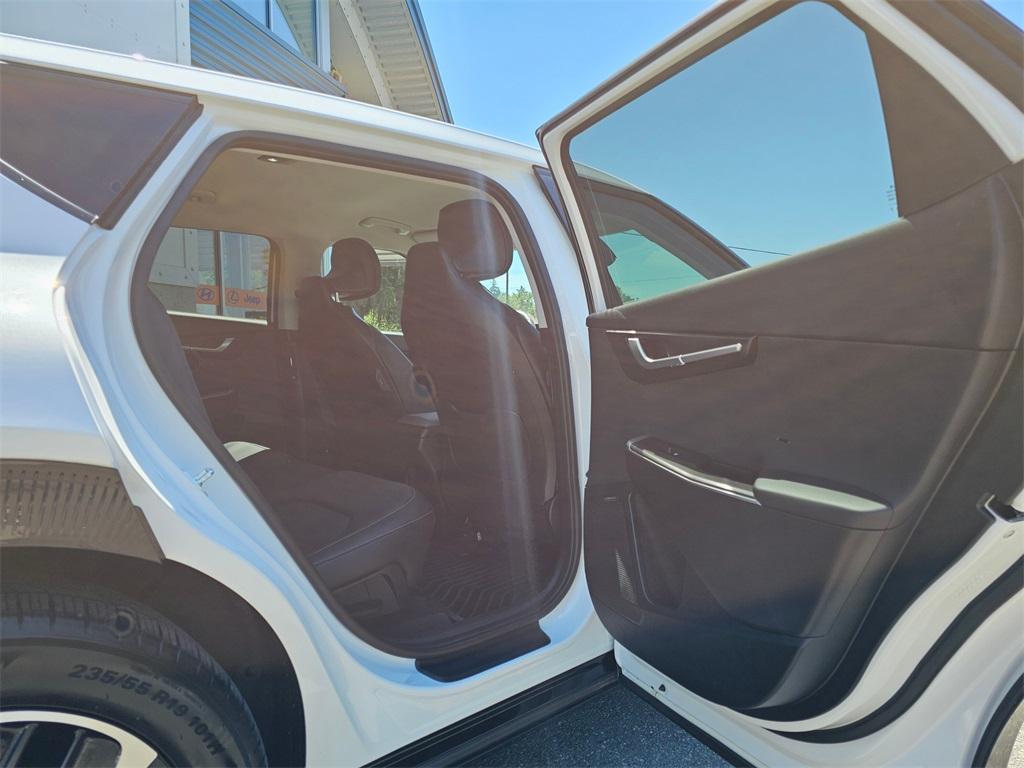 used 2023 Kia EV6 car, priced at $28,980