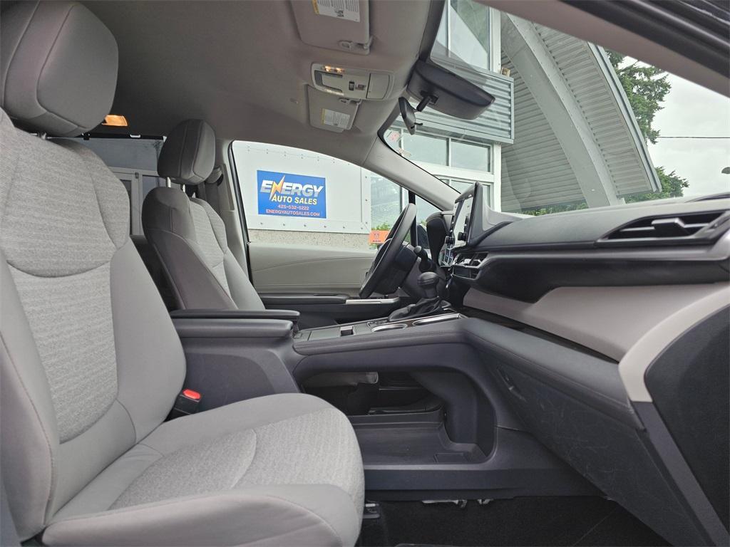 used 2023 Toyota Sienna car, priced at $39,850