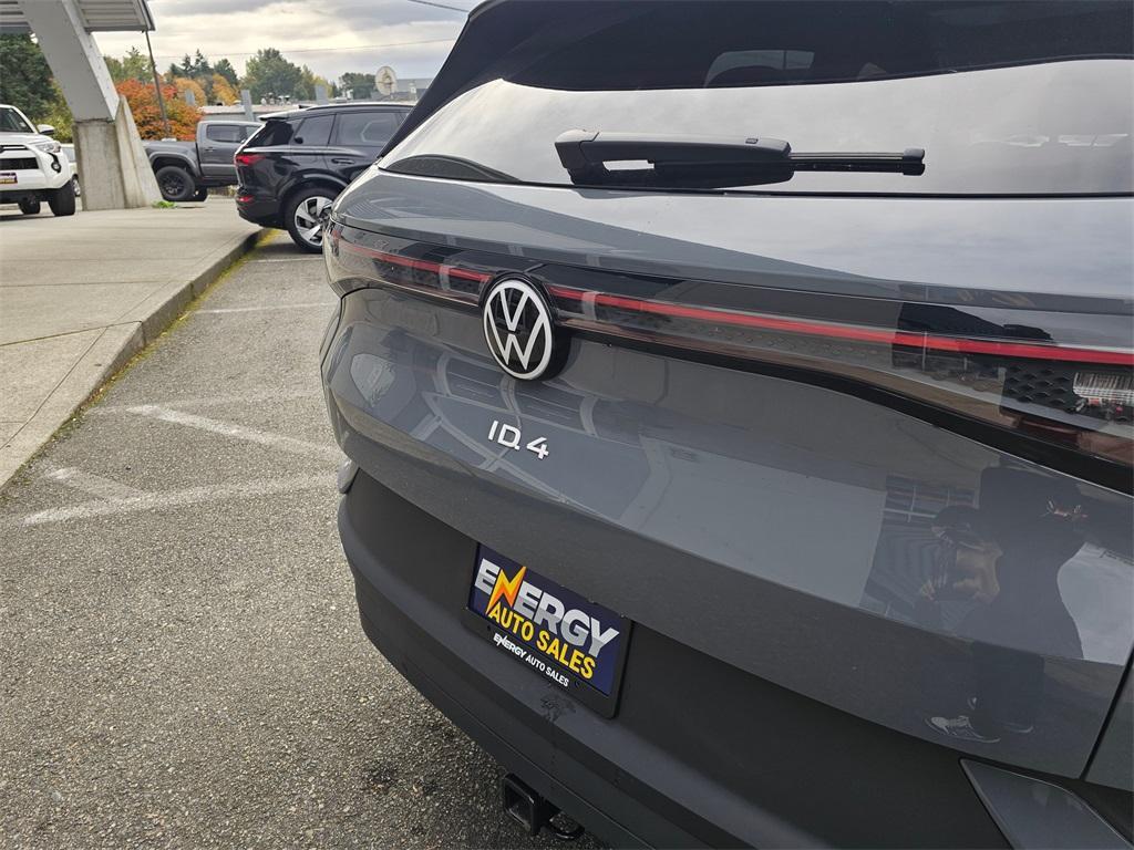 used 2024 Volkswagen ID.4 car, priced at $25,980