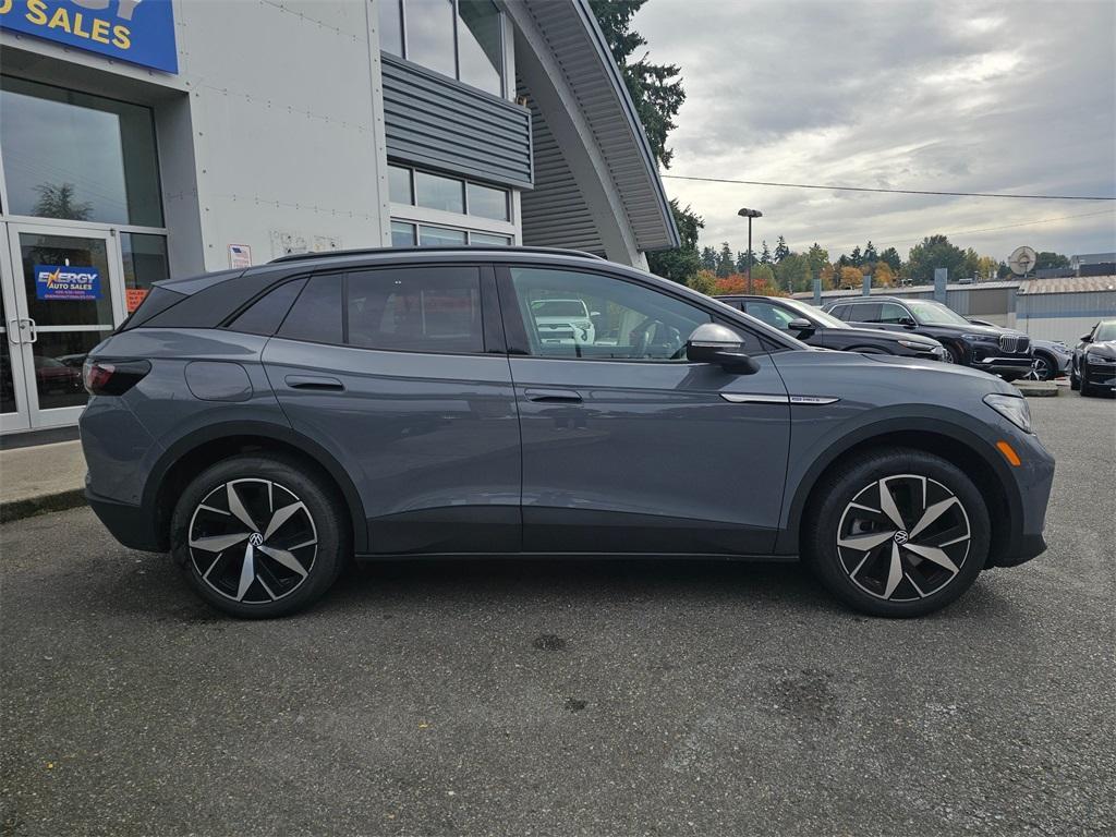 used 2024 Volkswagen ID.4 car, priced at $25,980