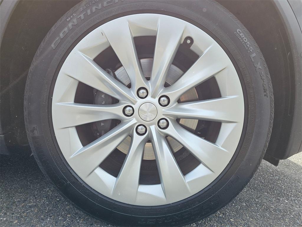used 2020 Tesla Model X car, priced at $31,980