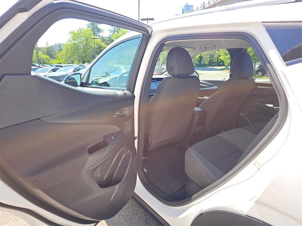used 2023 Chevrolet Bolt EUV car, priced at $20,680