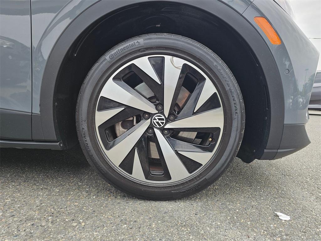 used 2023 Volkswagen ID.4 car, priced at $16,688