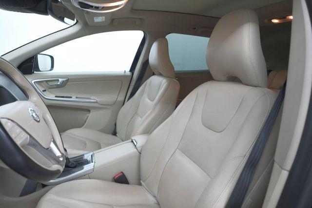used 2016 Volvo XC60 car, priced at $16,495