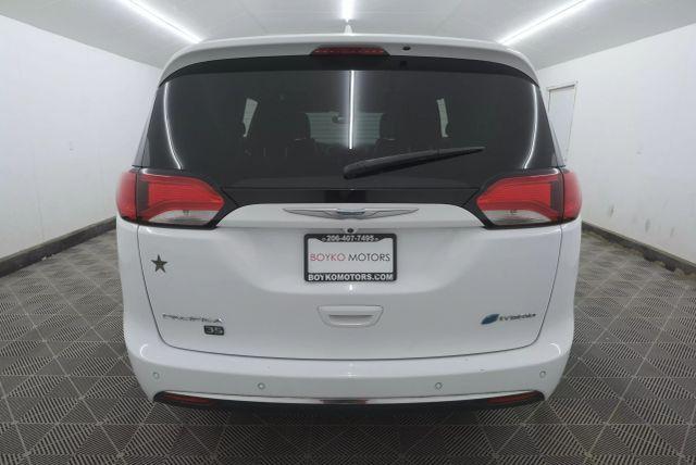 used 2020 Chrysler Pacifica Hybrid car, priced at $24,995