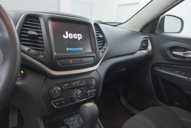used 2016 Jeep Cherokee car, priced at $13,995