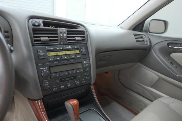 used 2000 Lexus GS 400 car, priced at $6,900