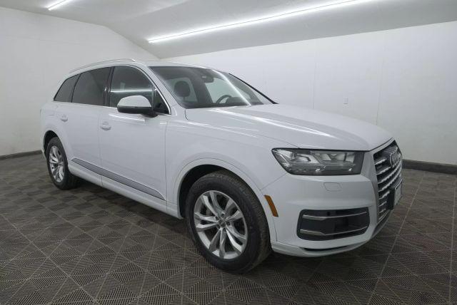 used 2018 Audi Q7 car, priced at $18,495