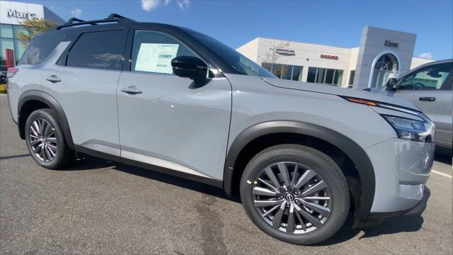 new 2024 Nissan Pathfinder car, priced at $45,294