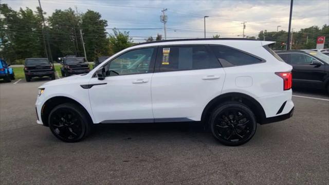 used 2022 Kia Sorento car, priced at $32,385