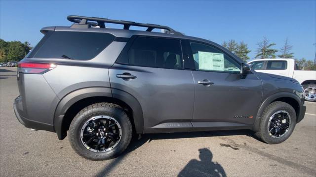 new 2024 Nissan Pathfinder car, priced at $40,978