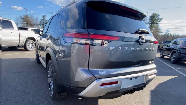 new 2025 Nissan Pathfinder car, priced at $44,751