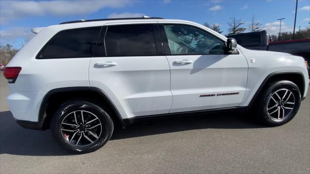 used 2020 Jeep Grand Cherokee car, priced at $28,428