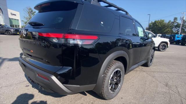 new 2024 Nissan Pathfinder car, priced at $40,978