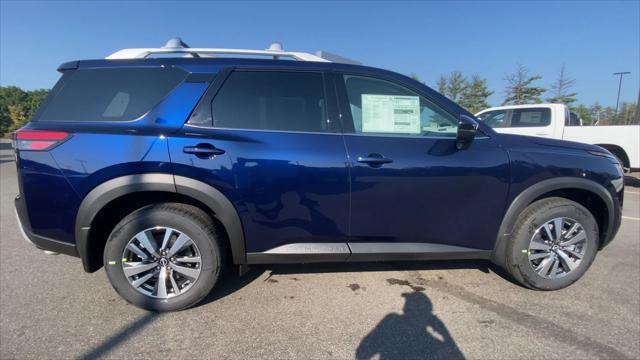 new 2024 Nissan Pathfinder car, priced at $41,983