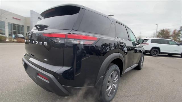 new 2025 Nissan Pathfinder car, priced at $36,214