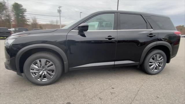 new 2025 Nissan Pathfinder car, priced at $36,214