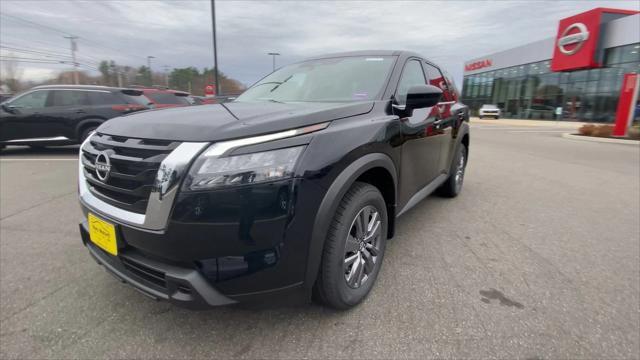 new 2025 Nissan Pathfinder car, priced at $36,214